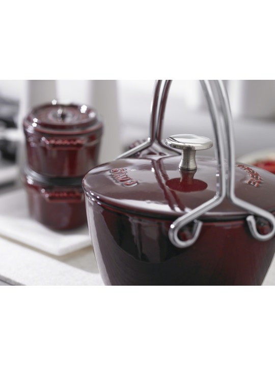  Staub чугунный чайник 16.5cm/1.15л