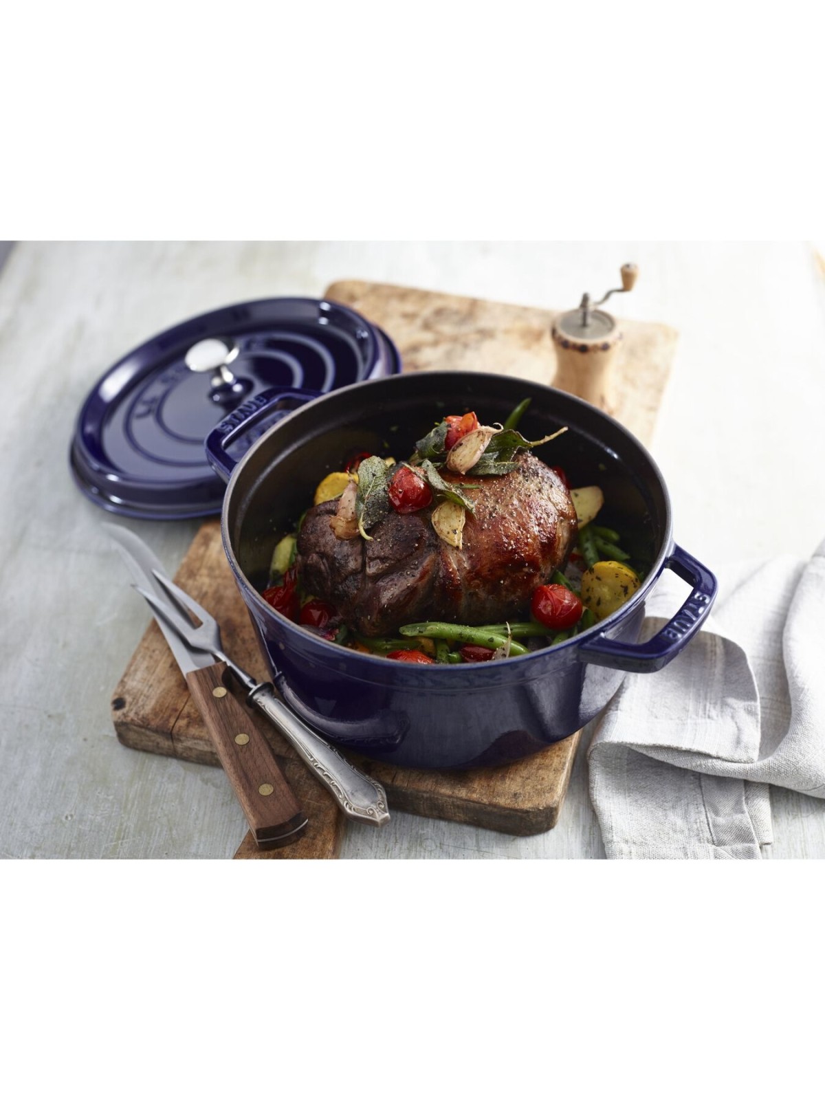 Staub Ümar pott malm 24cm/3,8