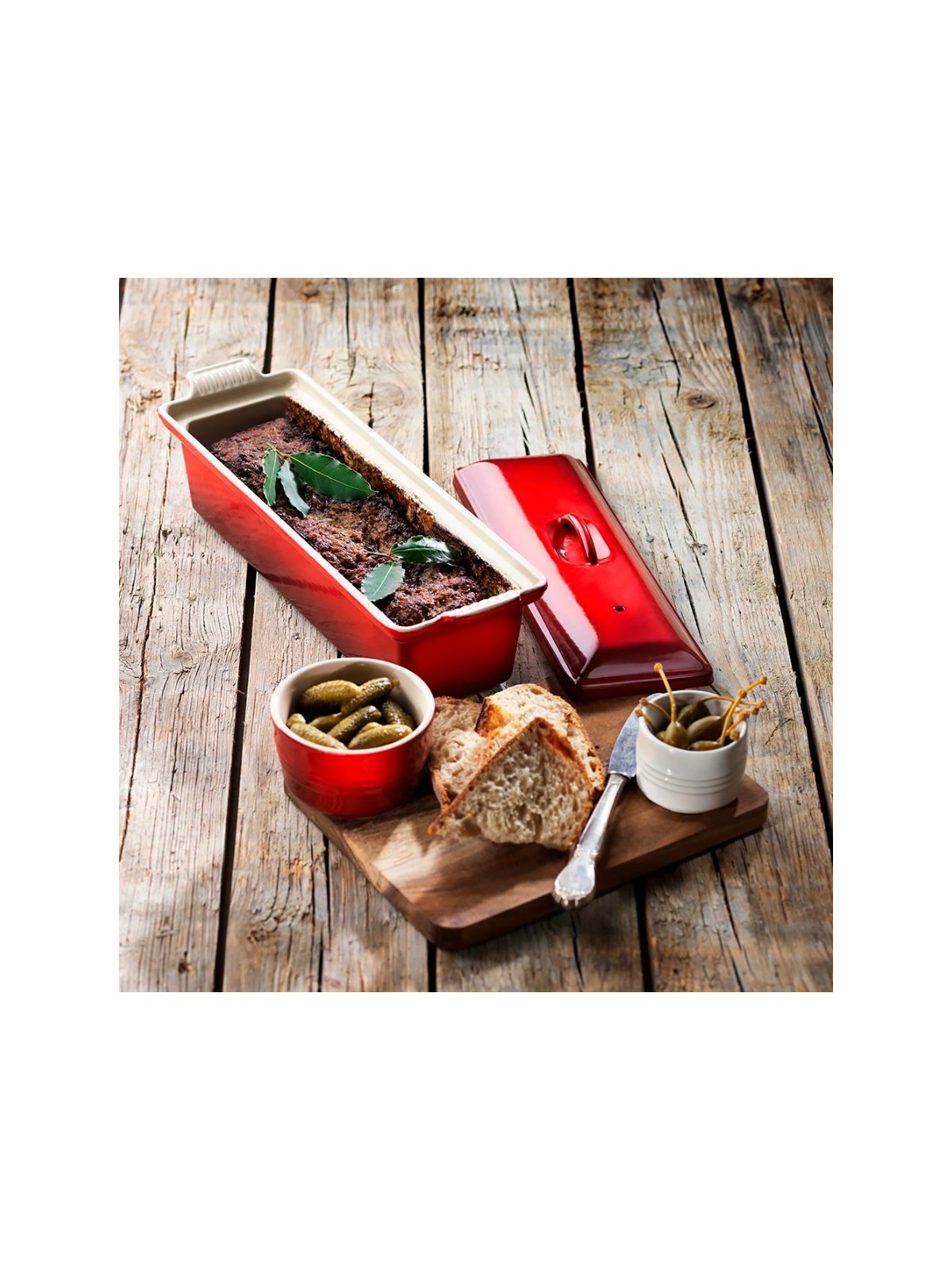 Le Creuset terrine pressiga 32 cm1.3 l, punane