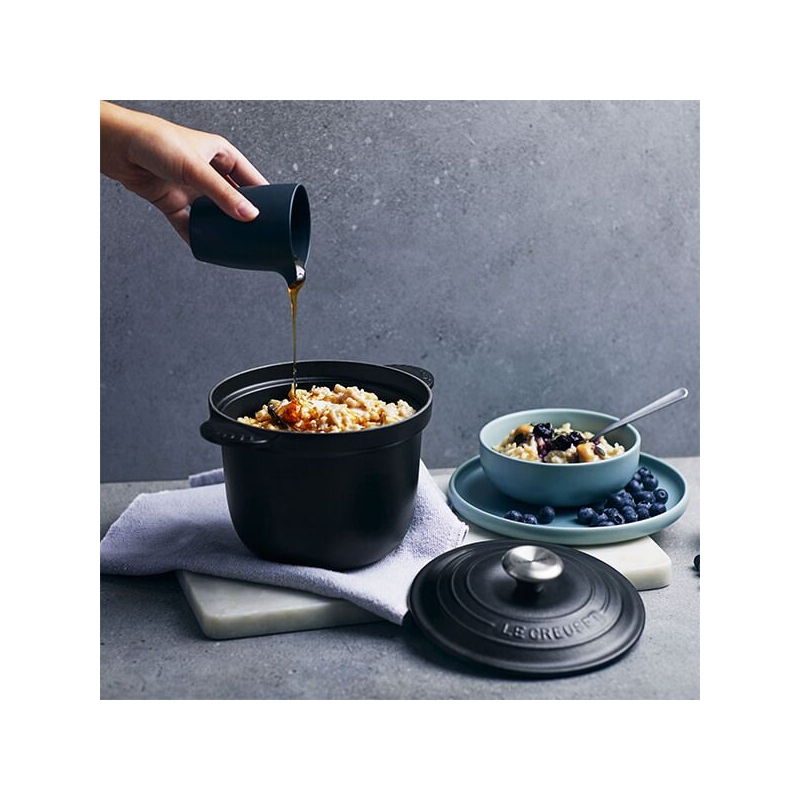 https://homedecor.eu/13104-thickbox_default/le-creuset-cast-iron-cocotte-every-with-inner-stoneware-lid-18-cm2-l-rice-pot.jpg