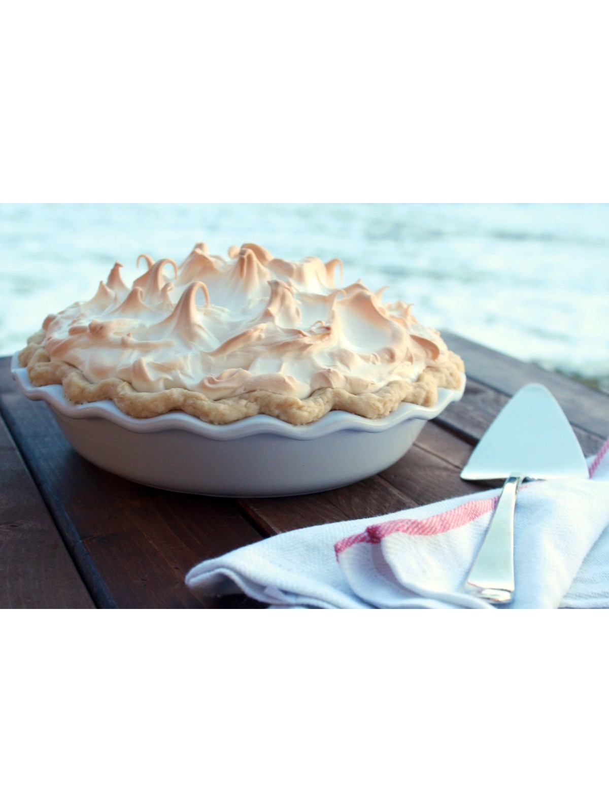 Emile Henry Pie Dish 26 cm