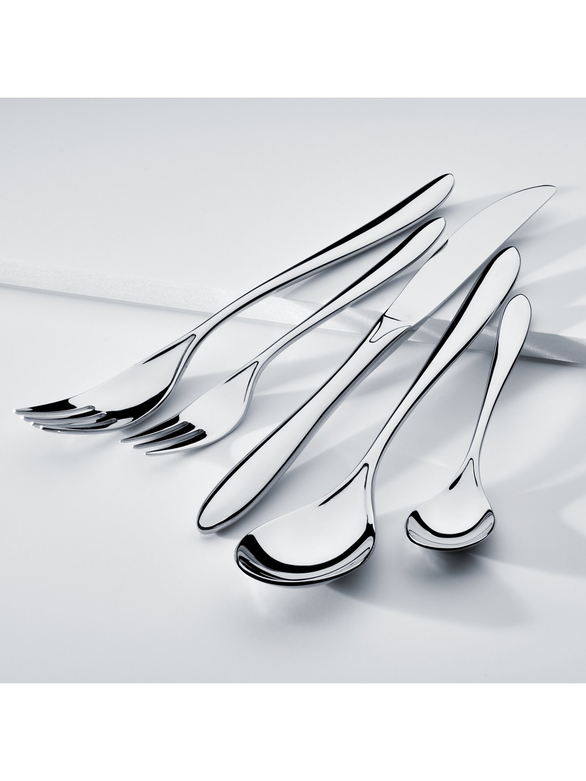 Sola Valencia Cutlery Set 36 Pieces, mirror
