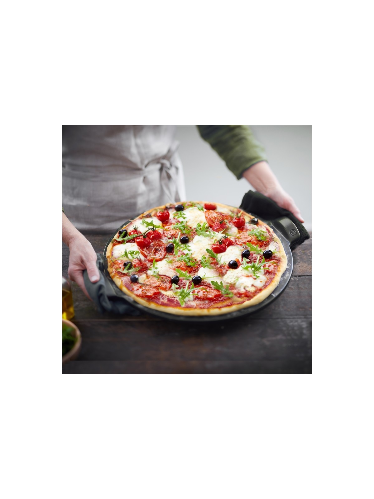 Emile Henry Smooth Pizza Stone 37 cm