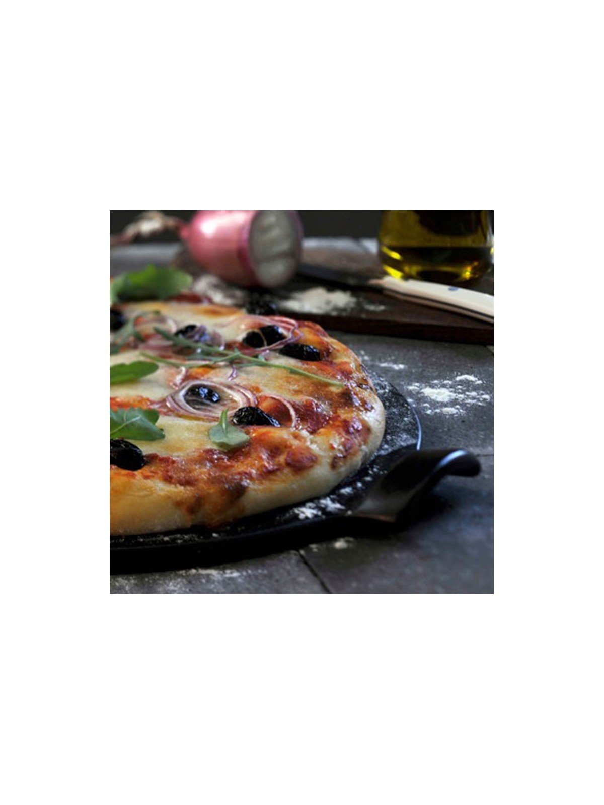Emile Henry Smooth Pizza Stone 37 cm