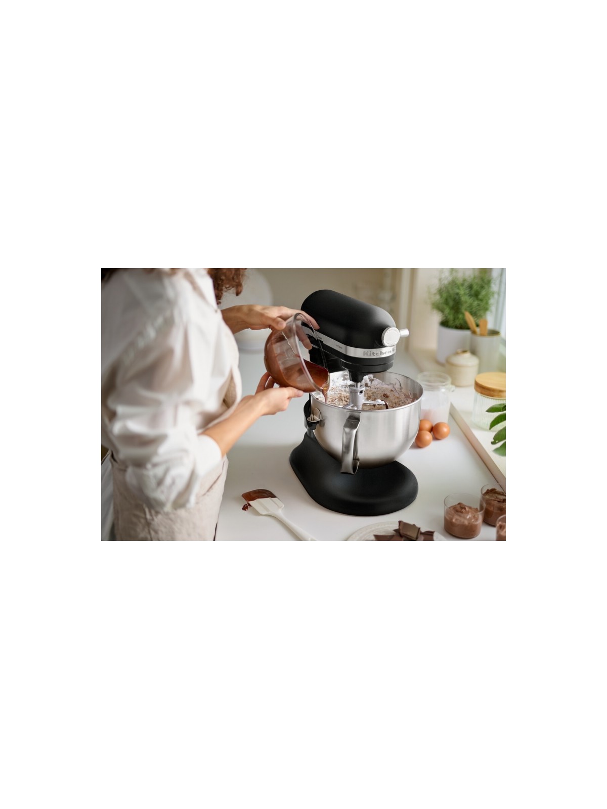 KitchenAid ARTISAN 5,6 litran yleiskone nostettavalla kulholla