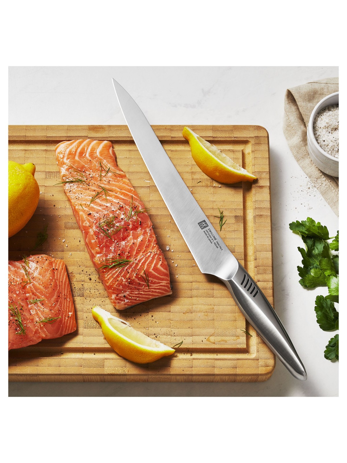 Zwilling Carving Knife Twin Fin II 23 cm