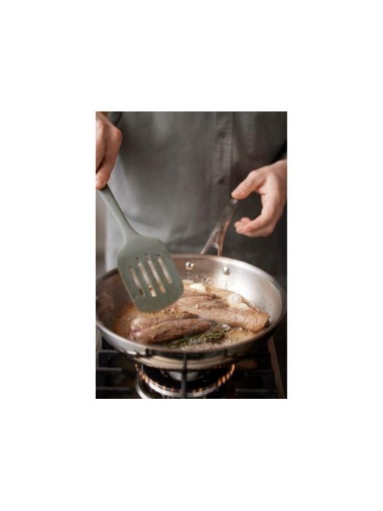 By Tareq Taylor Ellen Frying pan