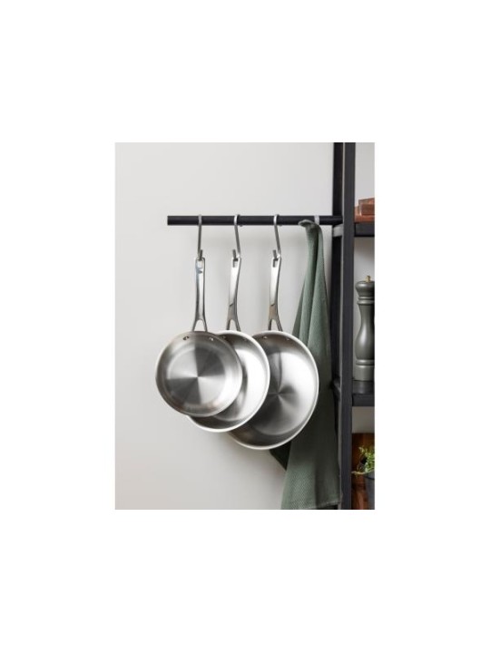 By Tareq Taylor Ellen Frying pan