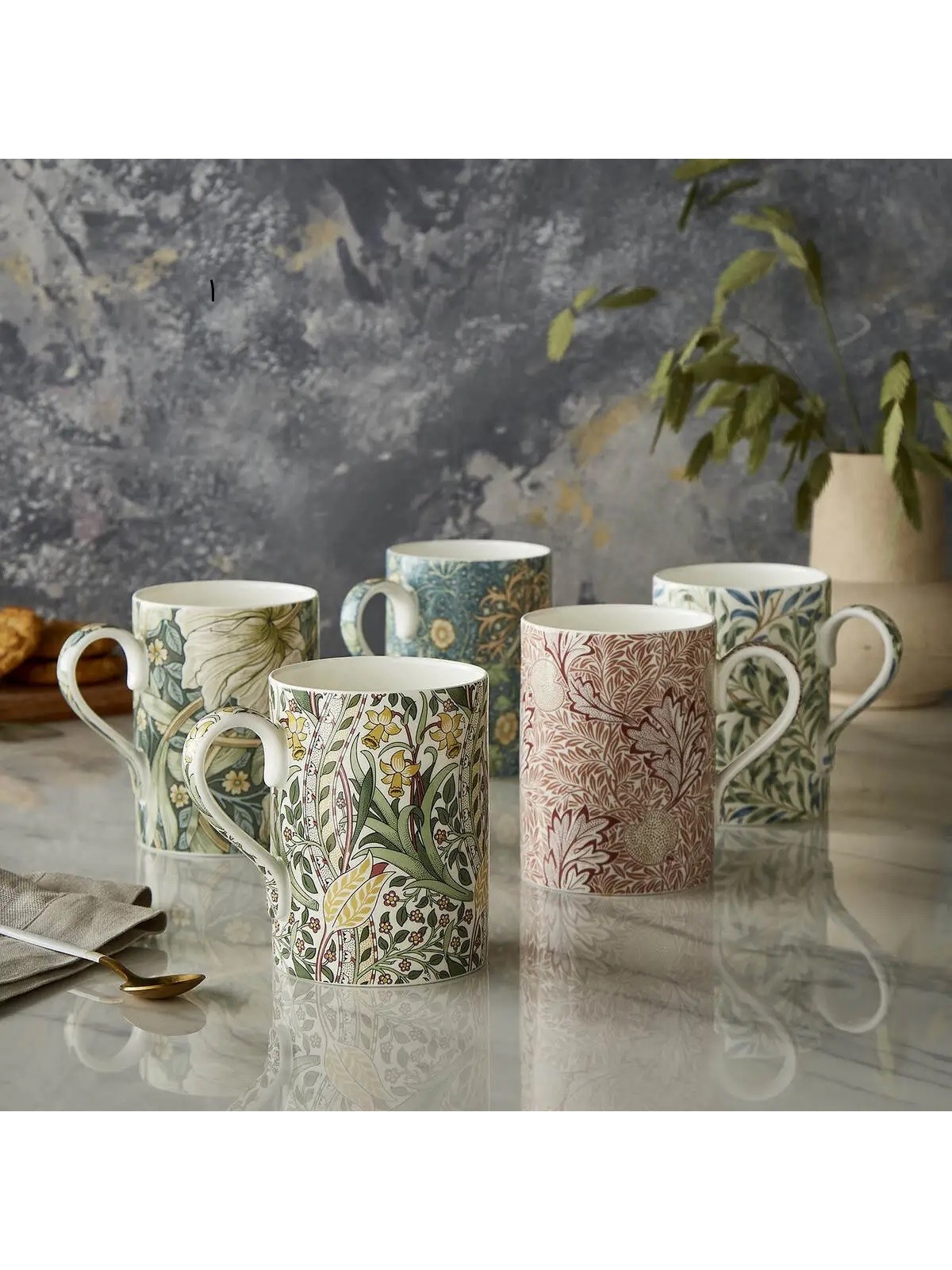 Spode Morris & Co. Daffodil Mug