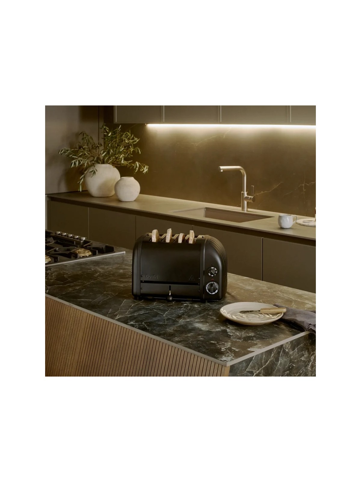 Dualit 4 šķēļu NewGen Classic tosteris, Stealth Black