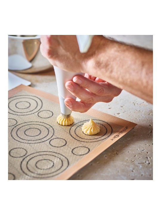 de Buyer Perforated Baking Mat AIRMAT – Special Choux Pastry