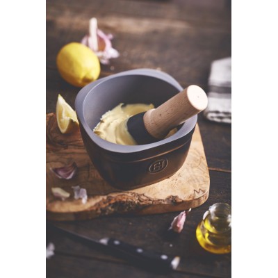 Emile Henry Mortar and Pestle – Ceramic and Wood
