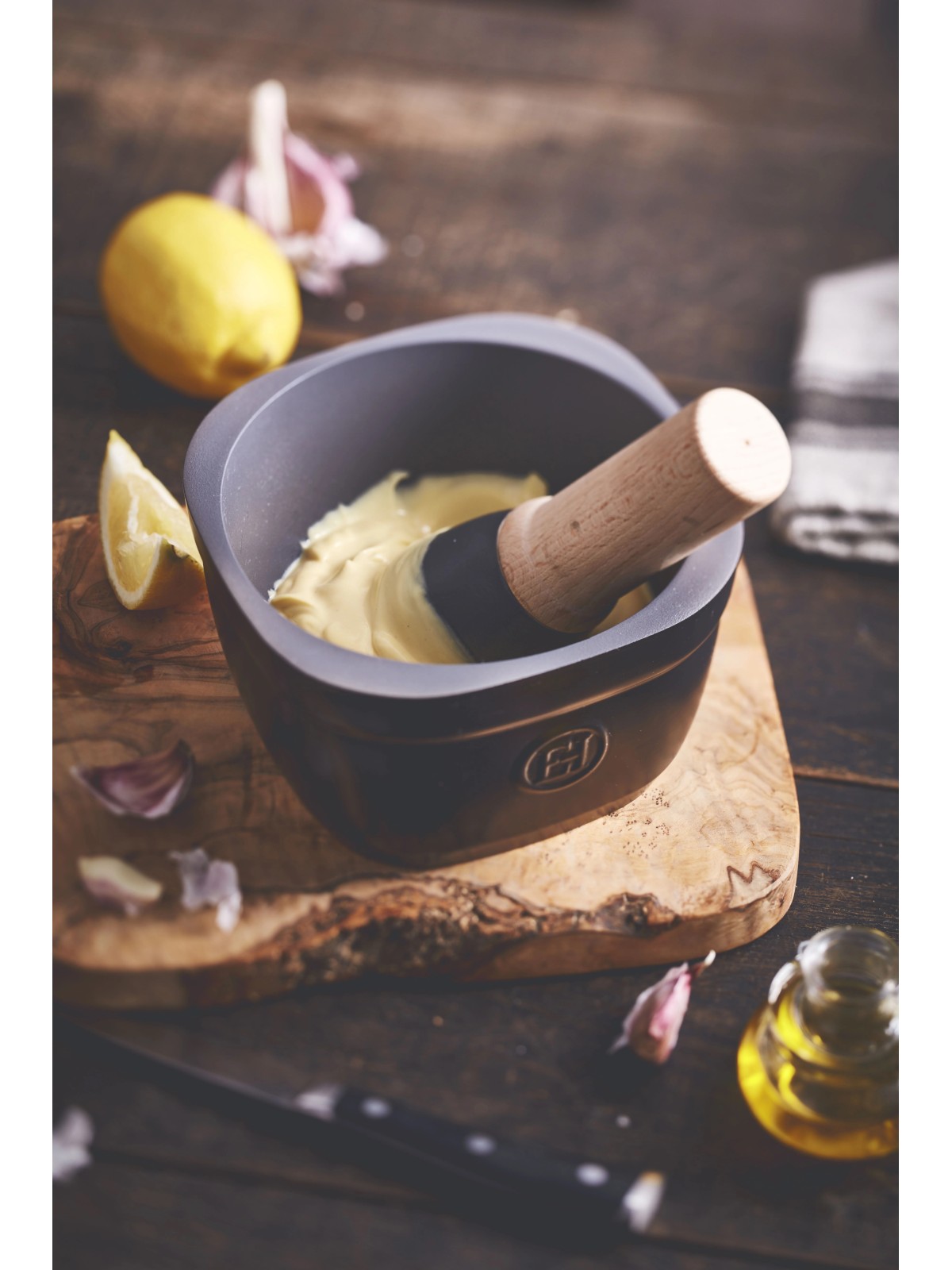 Emile Henry Mortar and Pestle – Ceramic and Wood