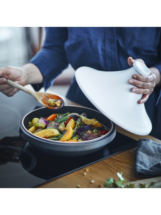 Emile Henry tajine Delight, must/valge