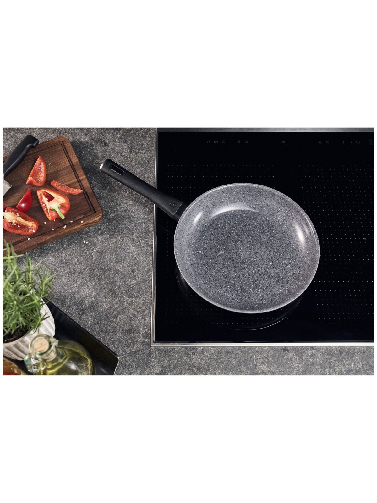 ZWILLING Terreno Plus Tractor Pan with Glass Lid – 28 cm Aluminum Ceramic Non-Stick