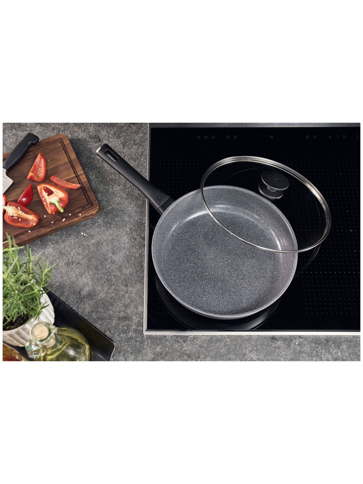 ZWILLING Terreno Plus Tractor Pan with Glass Lid – 28 cm Aluminum Ceramic Non-Stick