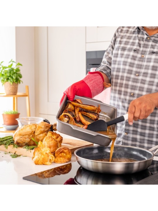 KitchenAid Ribbed Soft Silicone Oven Glove