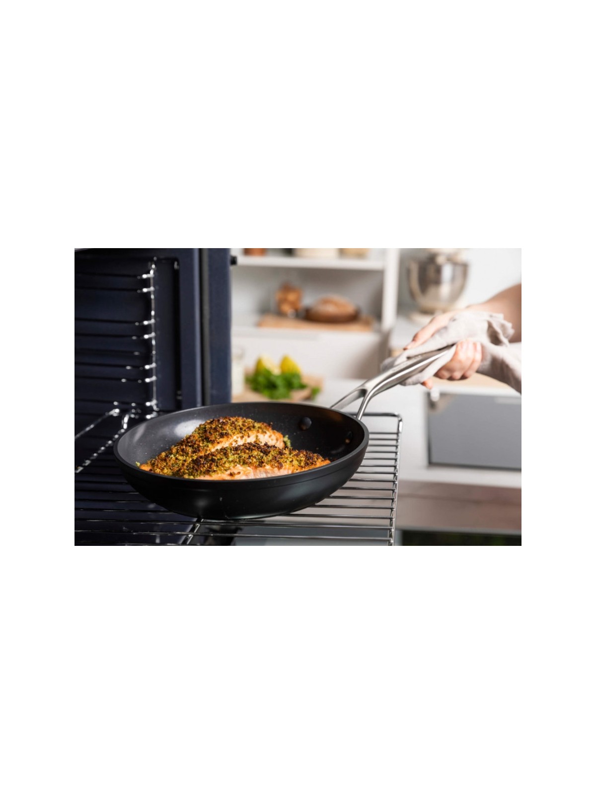 KitchenAid praepann, karastatud alumiinium, keraamiline pinnakate