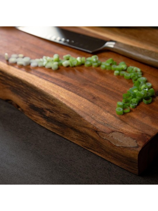 Zassenhaus Chopping Board – Solid Acacia Wood Cutting Board with Natural Edge