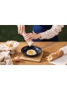 Le Creuset keramikas panna, nepiedegoša, nerūsējošā tērauda rokturis