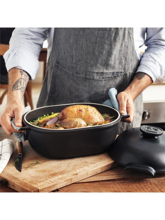 Emile Henry Oval Casserole Delight 4.5 l, induction compatible