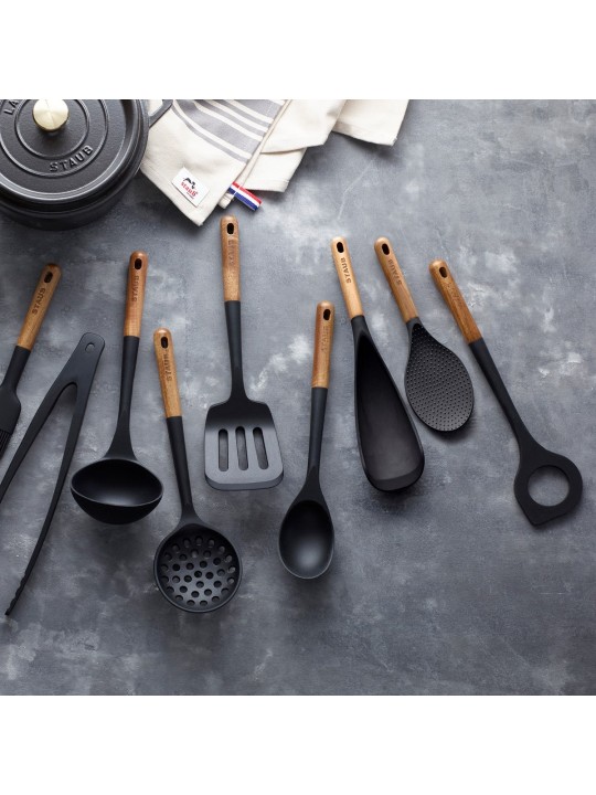 Staub Black Silicone Turner acacia wood