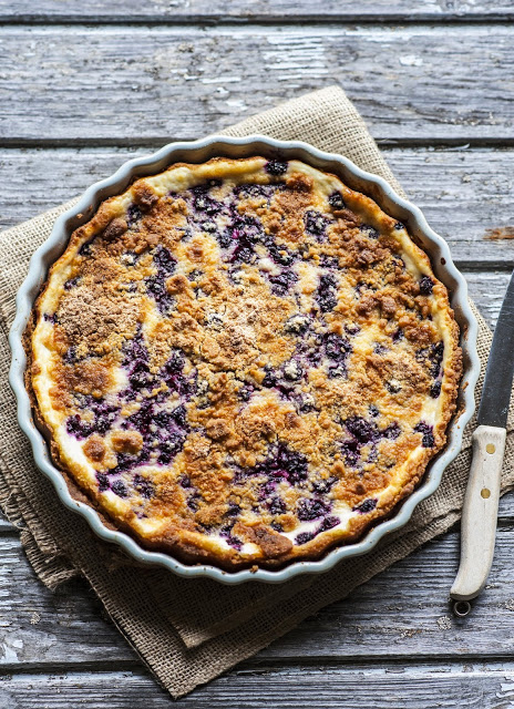 Lihtne purukook rabarberiga